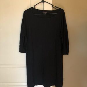 Black 3/4 sleeve dress